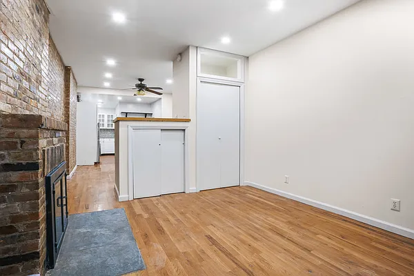 Rented by Oxford Property Group | media 6