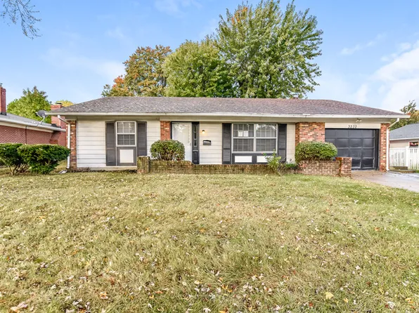 3232 Bluebell Ln, Indianapolis, IN 46224