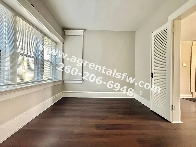 2919 S Harrison St — Photo 6