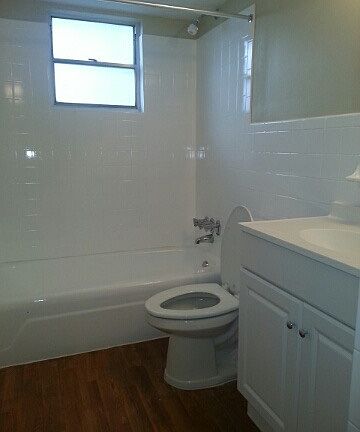 3rd image of 2515 Siesta Ct APT 3