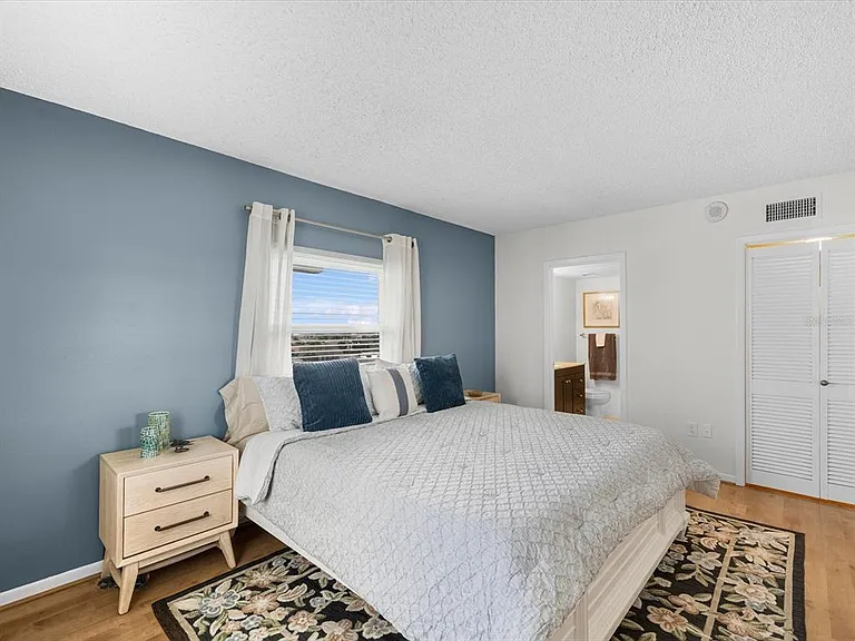 17400 Gulf Blvd #J7 — Photo 15