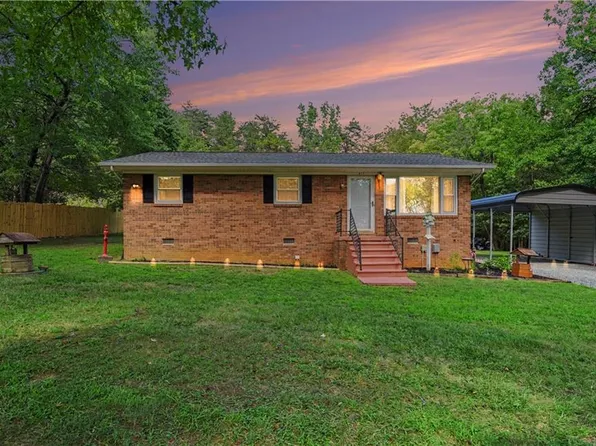 417 Circle Dr, Gibsonville, NC 27249