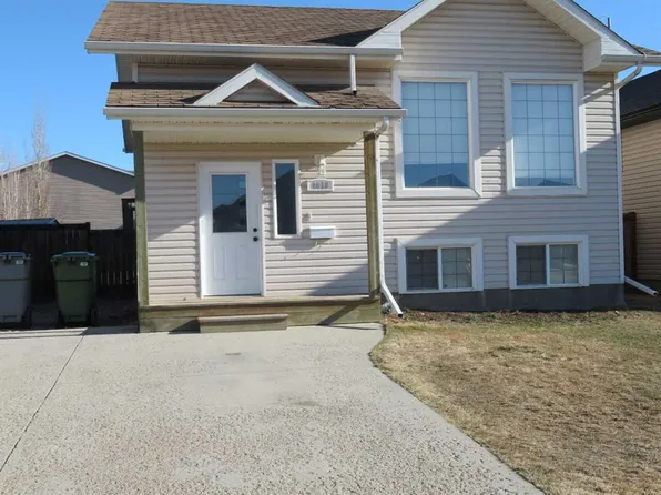 4818 18th St, Lloydminster, AB T9V 2G7