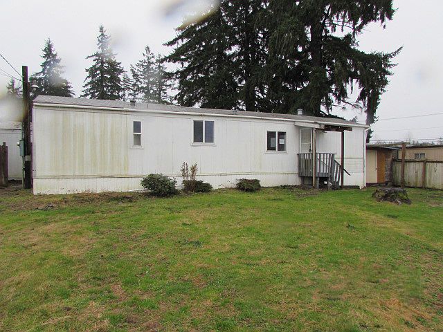 1st image of 15913 79th Ave E