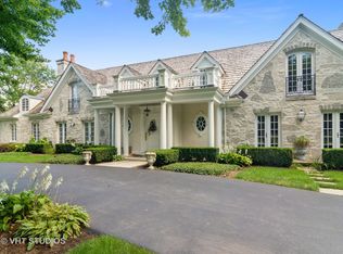 1717 Appleby Rd, Inverness, IL 60067