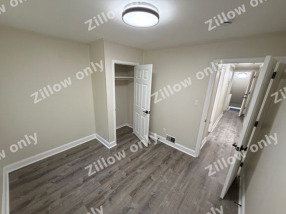 3rd image of 914 Haddon Ave #B