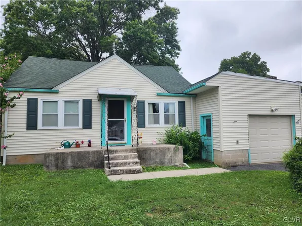 2625 Eldridge Ave, Easton, PA 18045