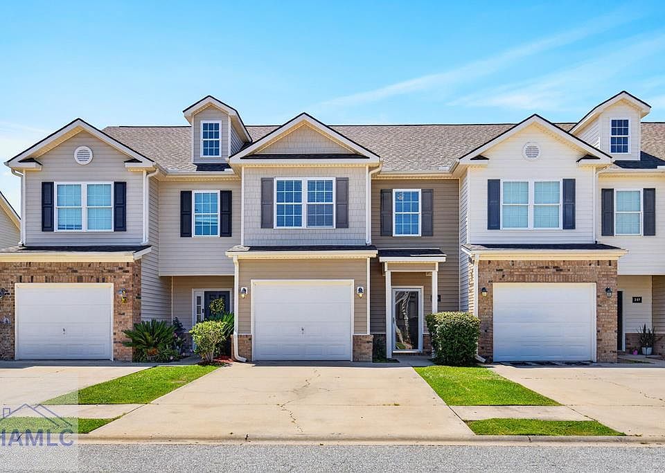 1st image of 350 Canyon Oak Loop