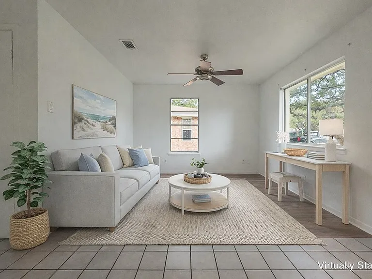 123 Cenizo St — Photo 2