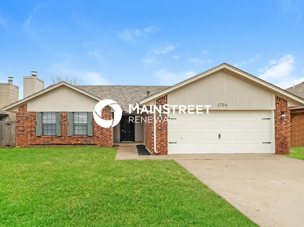 1704 Shannon Dr, Midwest City, OK 73130