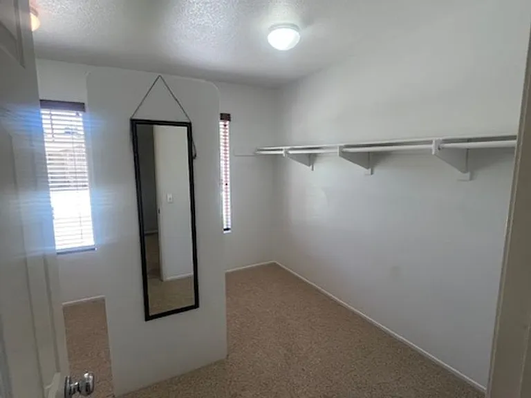 1443 Roadrunner Dr — Photo 14