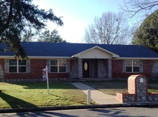 204 W Oaks Cir, Sulphur Springs, TX 75482