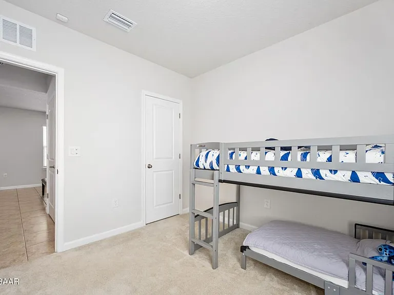 377 Crestwind Dr — Photo 20