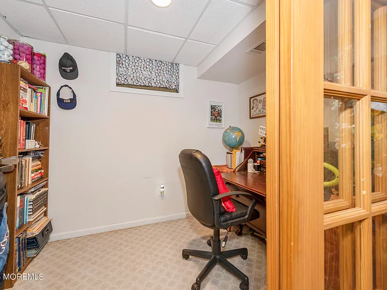 4 Scottsdale Ct — Photo 45
