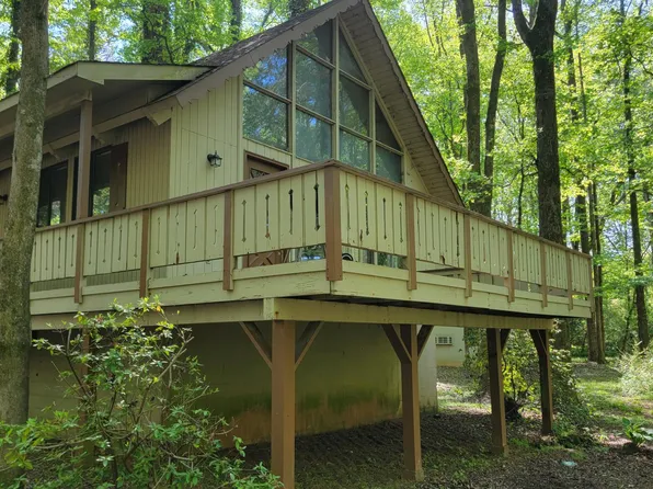 97 Chalet Cir, Pine Mountain, GA 31822