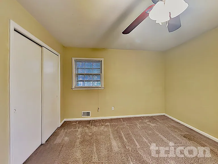 1992 Tara Cir — Photo 11