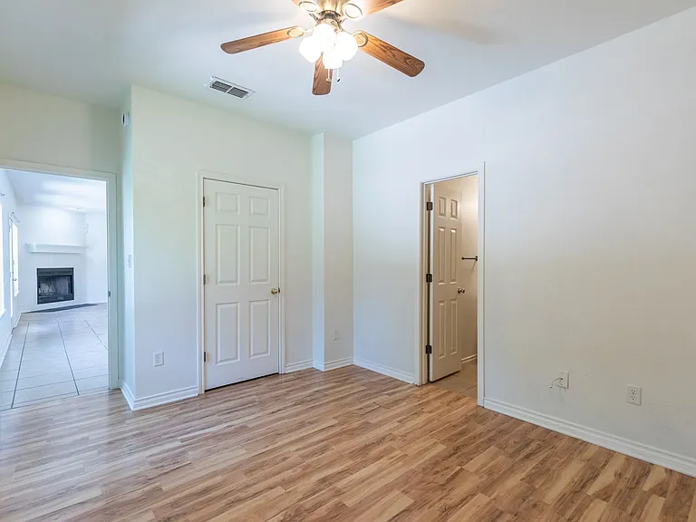3310 Silver Oaks Dr — Photo 11