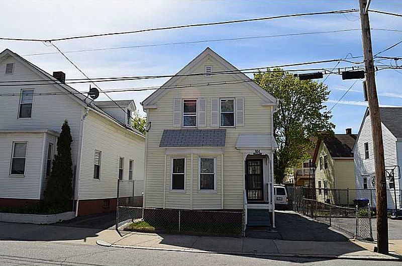 1st image of 104 Stanwood St