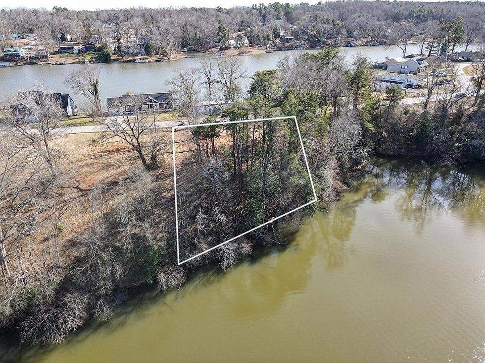 1st image of 438 Berry Shoals Rd