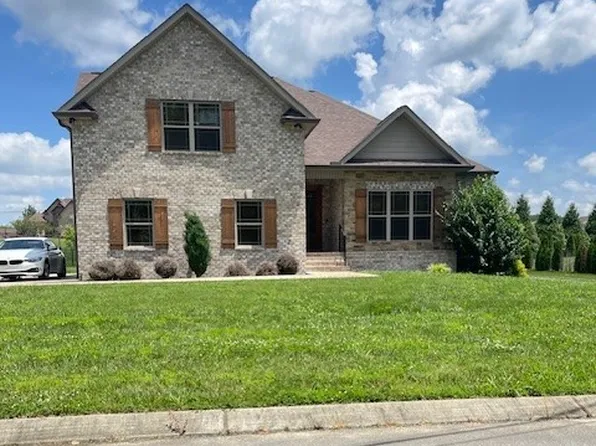 1099 Kingston Ln, Greenbrier, TN 37073