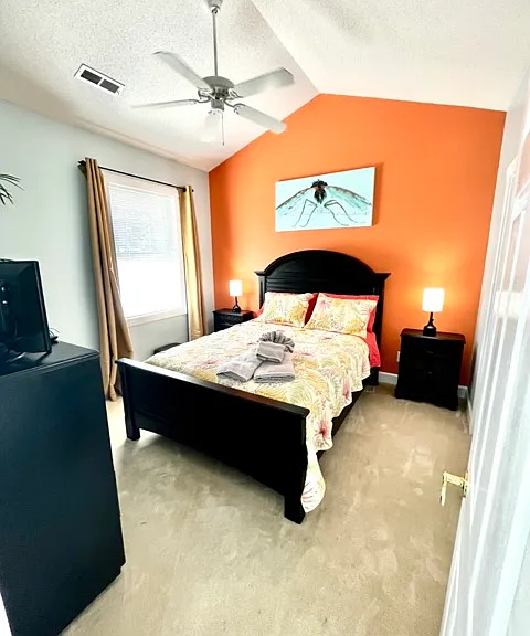 Hibiscus Dr — Photo 45