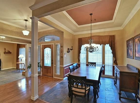 3rd image of 3302 Tiverton Ct