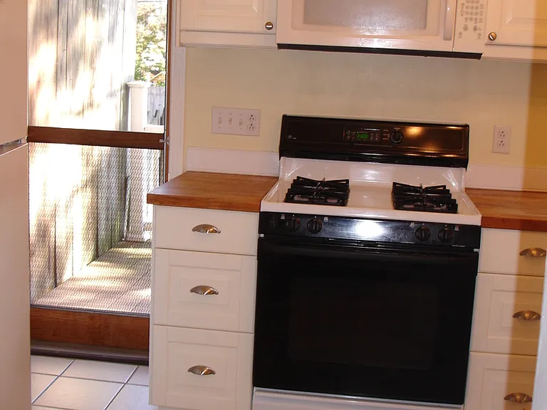 611 S West End Ave — Photo 7