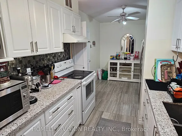 25 Silver Springs Blvd, Toronto, ON