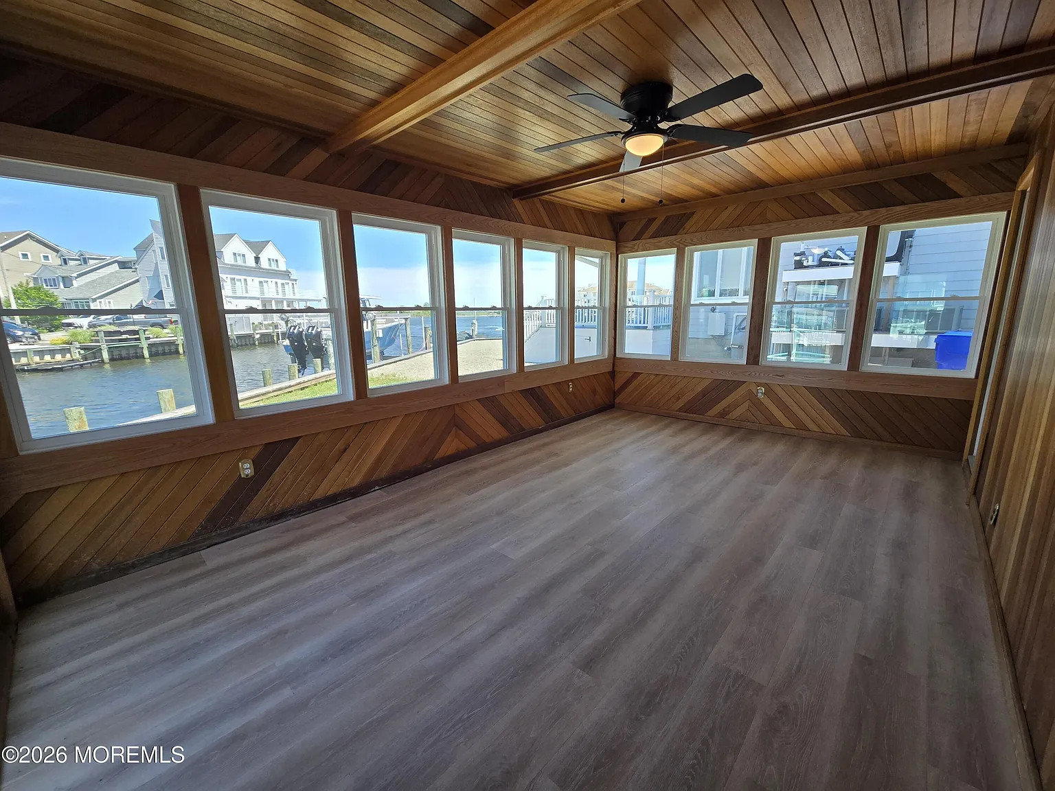 2 bed, 944 sqft, $2,800 — Photo 1