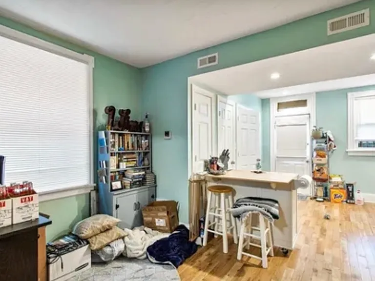 3153 Ellwood Ave #B — Photo 4