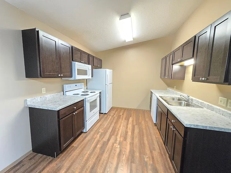 Christopher Place Apartments — Photo 7
