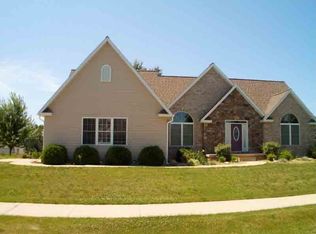 453 Raging River Rd, Mason, MI 48854