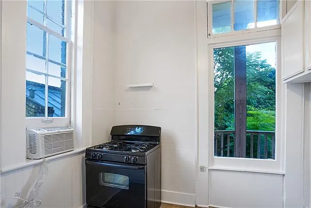 1235 Saint Andrew St #G — Photo 8