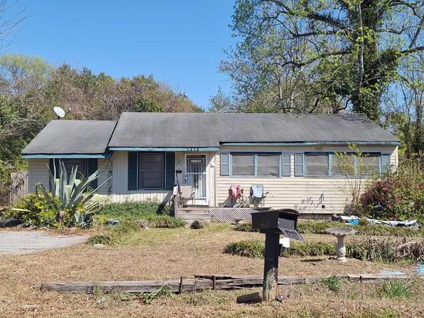 5278 Nisbet Dr, Macon, GA 31206