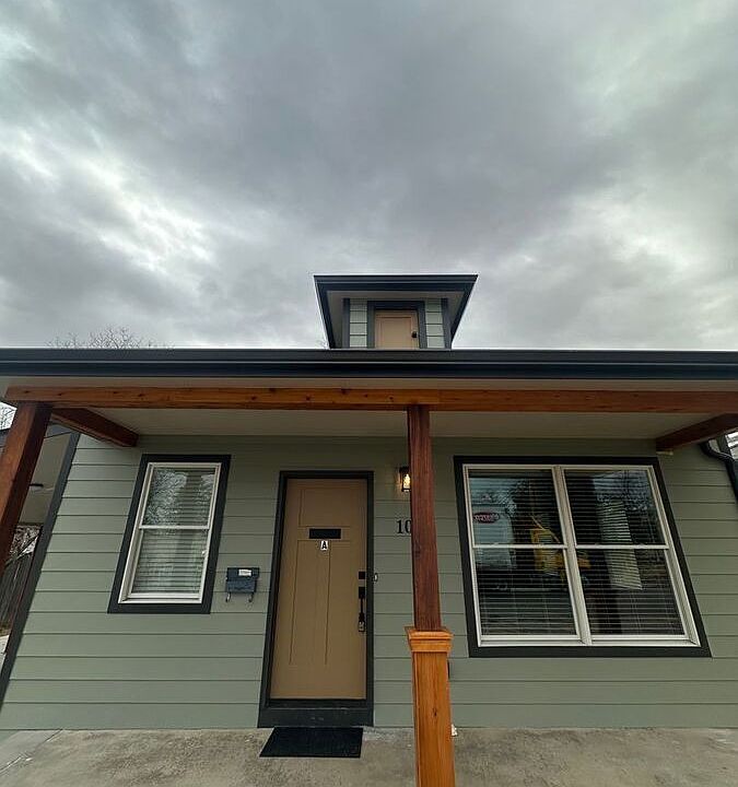 1st image of 104A W Cleveland Cir