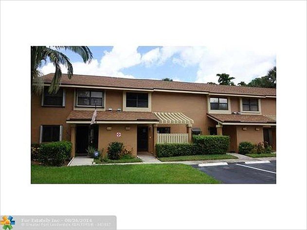 1st image of 3693 Carambola Cir N