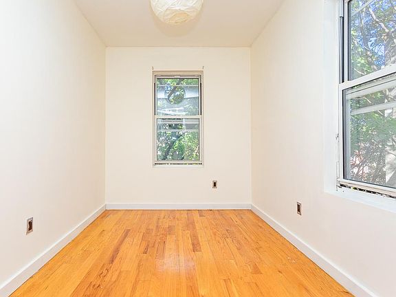 5th image of 1145 Dean St APT 8