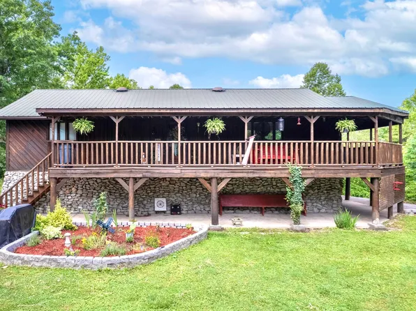 105 Three Pine Cir, Olive Hill, KY 41164