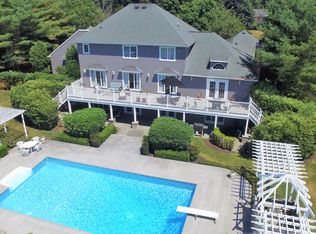 6 Carmen View Dr, Shirley, NY 11967