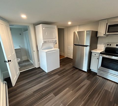 5th image of 73 Essex St #2