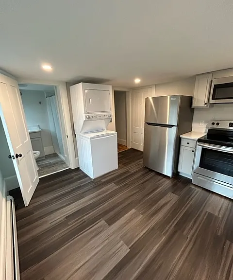 73 Essex St #2 — Photo 5