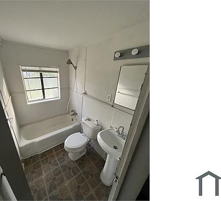 5th image of 339 16th Ct N