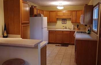 3rd image of 1416 Illini Dr