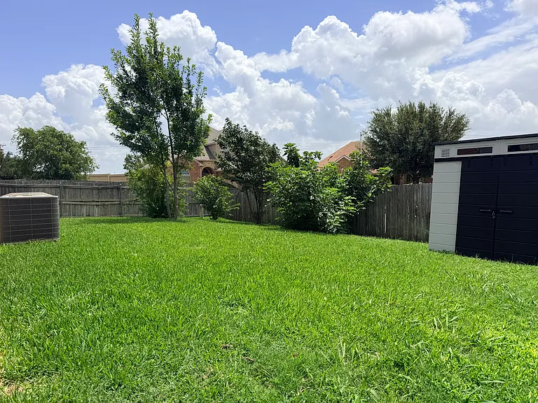 1716 Deer Crossing Dr — Photo 37
