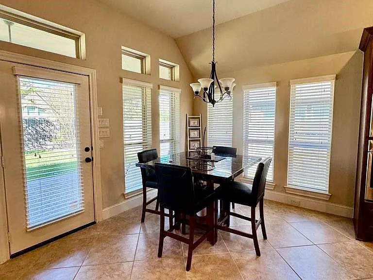 18614 Town Bluff Dr — Photo 19