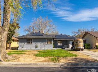 1381 W Jenner St, Lancaster, CA 93534