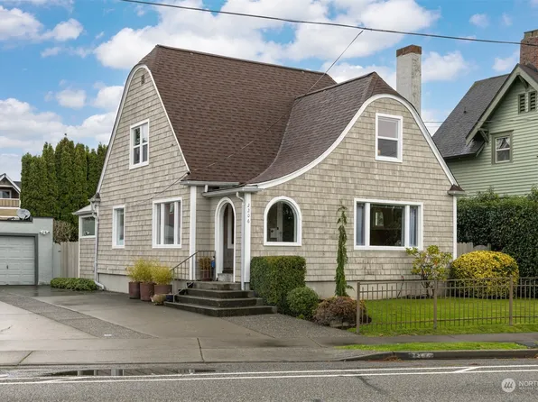 2206 Eldridge Avenue, Bellingham, WA 98225