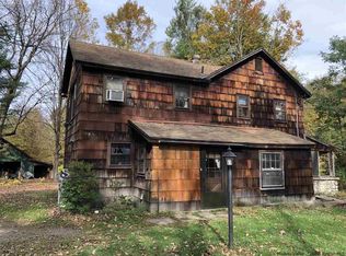 65 Yankee Folly Rd, New Paltz, NY 12561