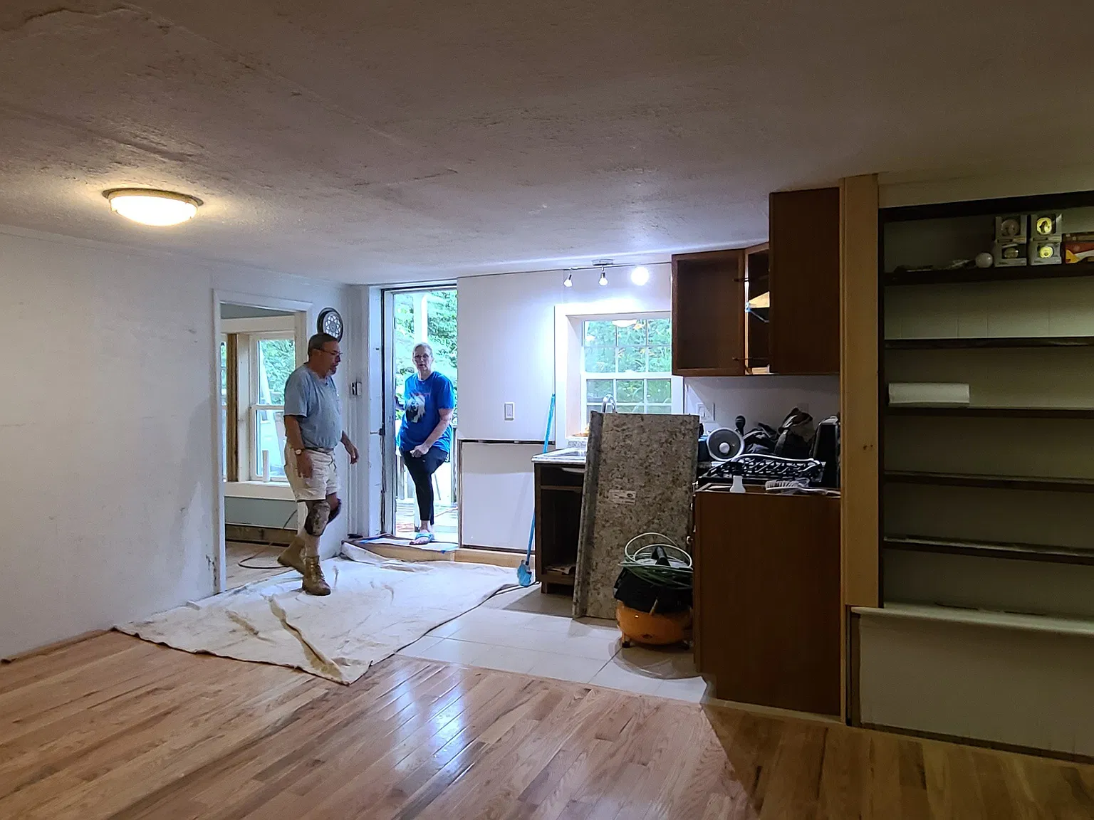 1 bed, 925 sqft, $1,600 — Photo 4
