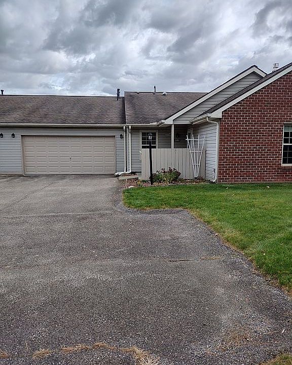 101 Brookstone Ct